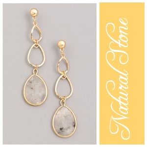 NWT Natural Stone Chain Drop Earrings Gray/Gold